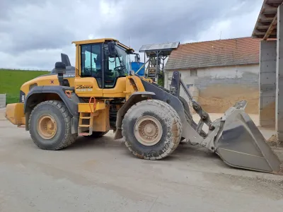 Betonárna nakladač.webp