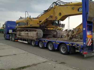Scania - přeprava CAT.webp